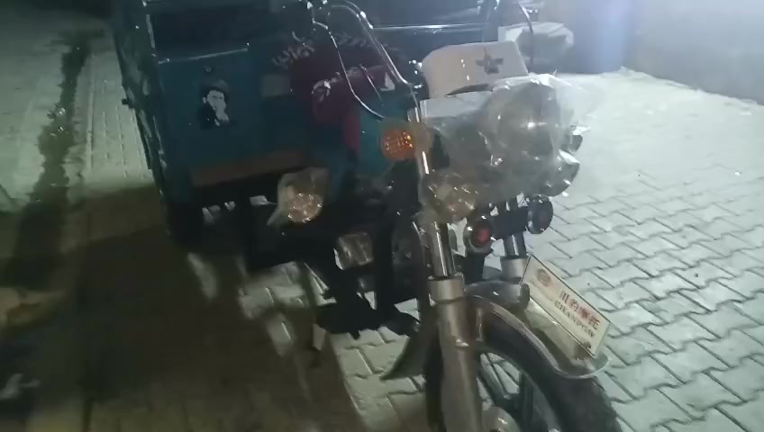 السلام عليكم ستوته البيع موديل 24كفاله عامه گمرك بلال سعر 2ونص وبيها مجال المكان حي اور سبع قصور رقم الاتصال ‏‪***********‬‏
