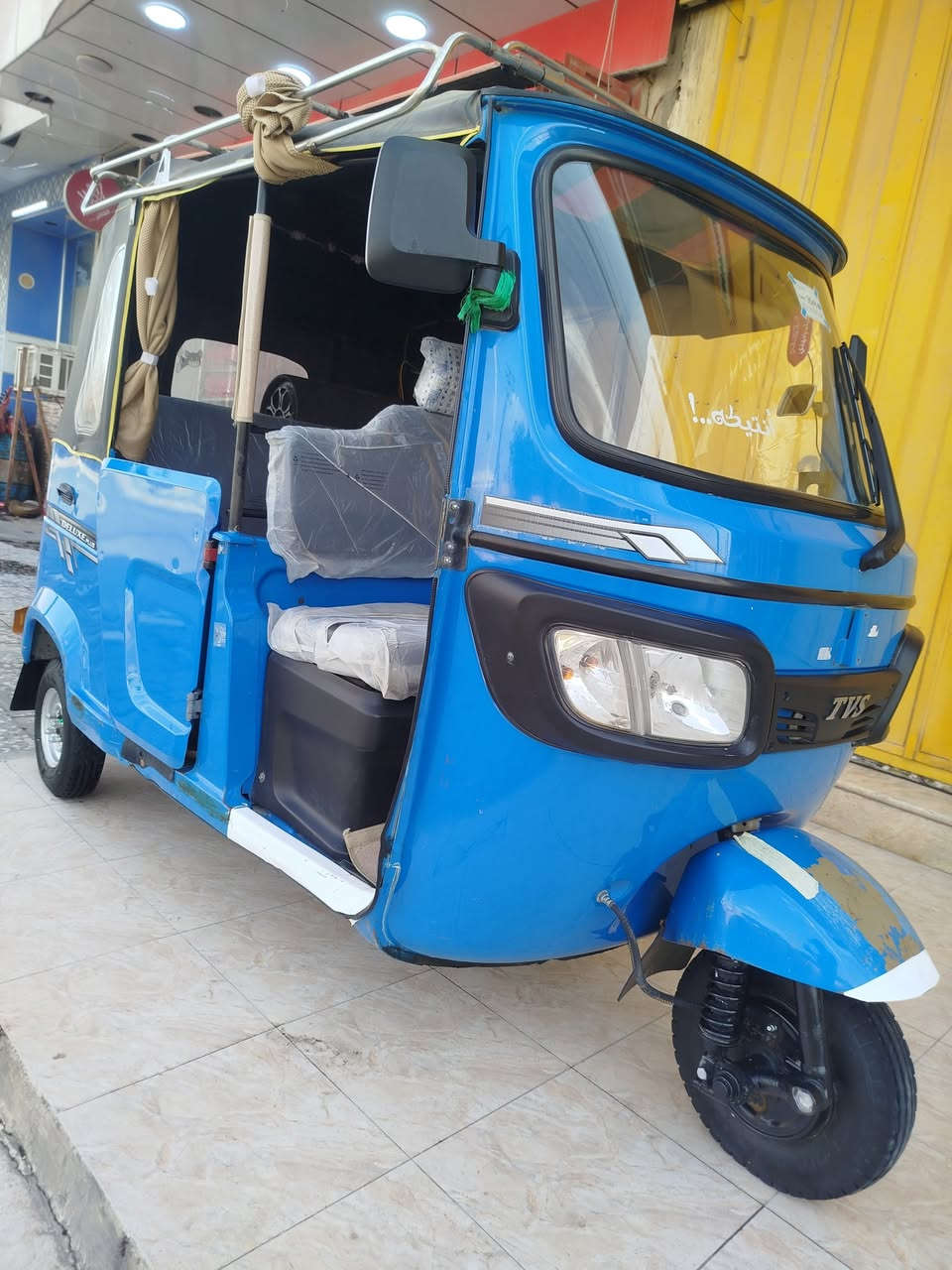 سلام عليكم تكتك مديل 21  رقم وسنويه مداور شوكت ماتريد
تكتك نضيفه وجديده 
بدي كفاله ما عده بس لبارد ل بلغد 
مبدل بس ولفات فقط  
تكتك جاهزه وخير من الله 
كله جديد بيه دبلات جدد تخم تاير حته وياله جدد 
ابيع بدون غراض 
سعر 7500 بيه مجال 
عنوان ناصريه حي العسكري ***********
