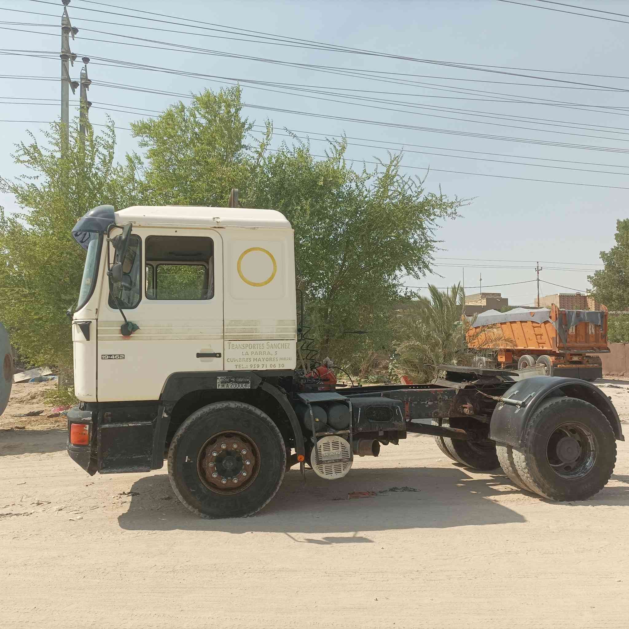 للبيع مان رأس قاطره فقط3لوحات بغداد محرك 10دبل تربو جديد كير 160اكسن اكتروز ربطه البي سياره جديده سنويه نهايته 26سعره 85قفل. مكان النجف  ***********
