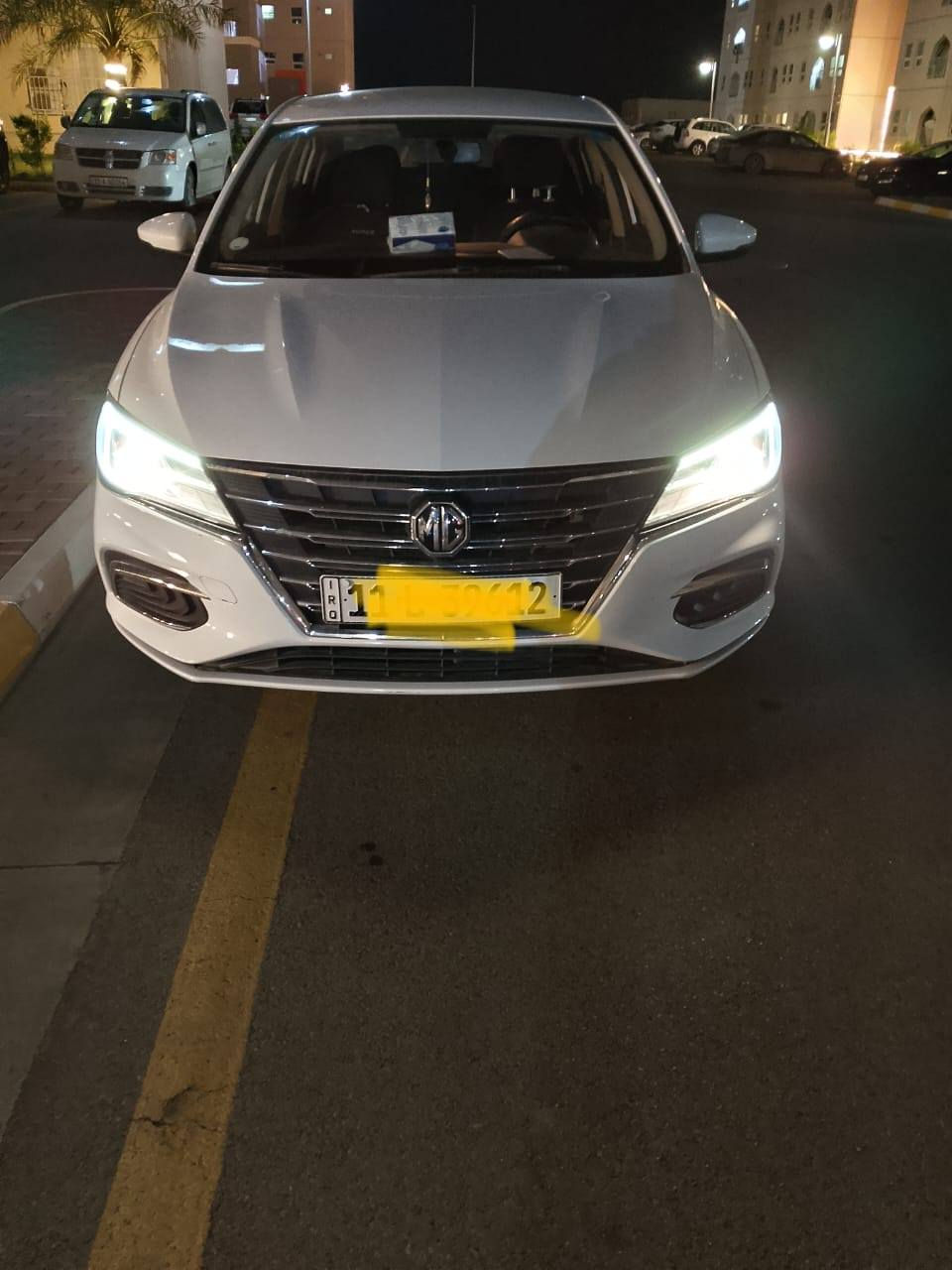 السلام عليكم امجي5للبيع سيارة مناقصة كلشي اخت زيرو2024بصمةالسعراتصل على هذارقم***********
