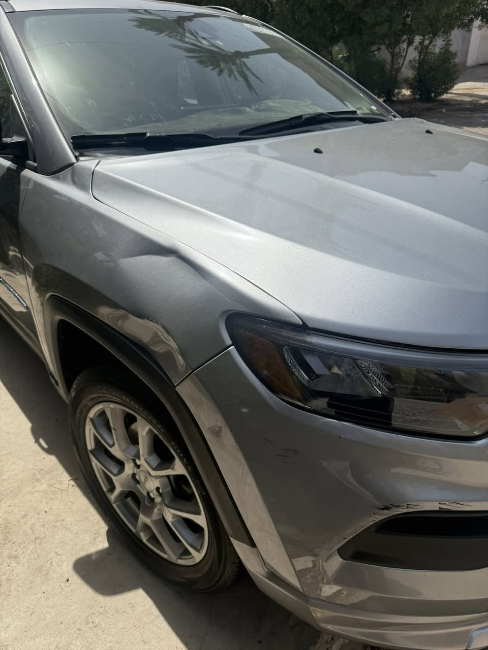 السلام عليك
جيب كومبارس موديل 22 الشكل الجديد

 رقم بغد

مكينه 2400

بصمه ابواب بصمه 

كشنات جلد

شاشه كبيره

فور ويل

مواصفات حلوه

السياره ماشيه 41 الف

جاملغ وبنيد حادثهه البجم بلادي راديترات كلهه بلادي شخط مامشخوطات 

رقم الهاتف ***********
السعر 142 بيهه مجال مستعجل ع بيعتهه
