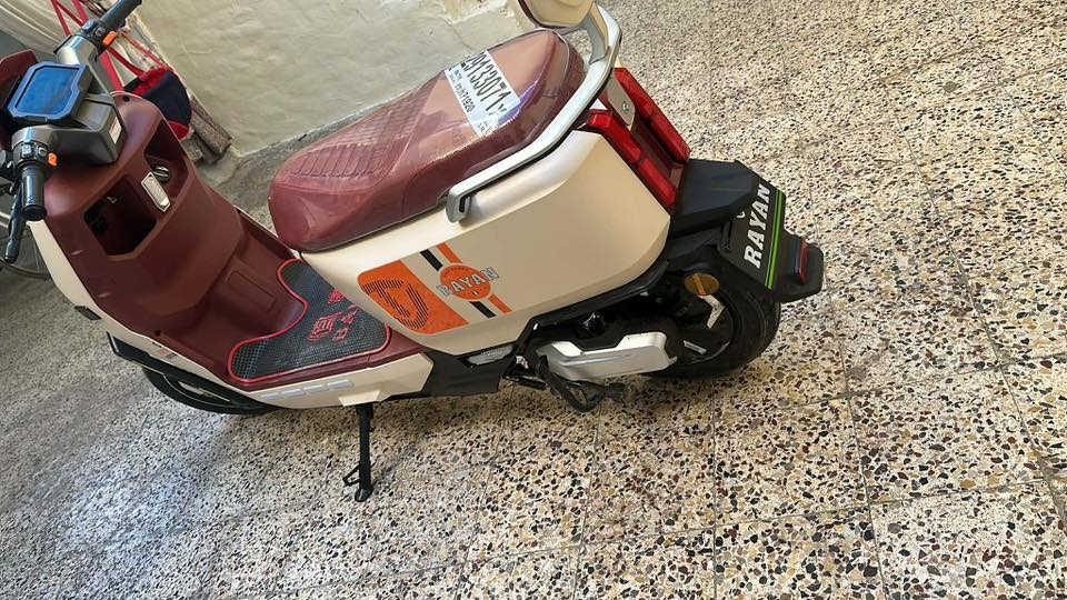 مكلف بالنشر
دراجه ريان VIP
دبل بصمه
6بطاريات 
سرعه 75
لون مميز 
نظافه 100‎%‎
رقم صاحب الدراجه ‭0772 170 2060‬ 
ابوشكر العبيدي وهذا الفيس مالو
