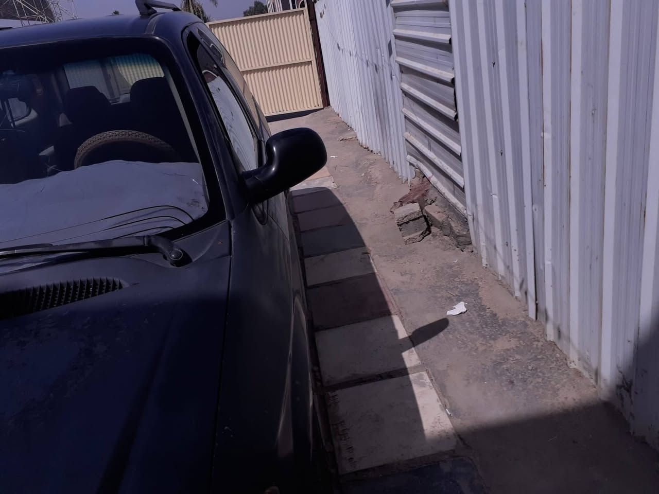 سلام عليكم
دوج كرفان للبيع 
موديل 2006
7 راكب 
مكينه 3300
6 سلندر 
تدفئة تبريد شغالات 
سيارة كاملة مكملة 
تفاصيل اكثر الرقم 
***********
