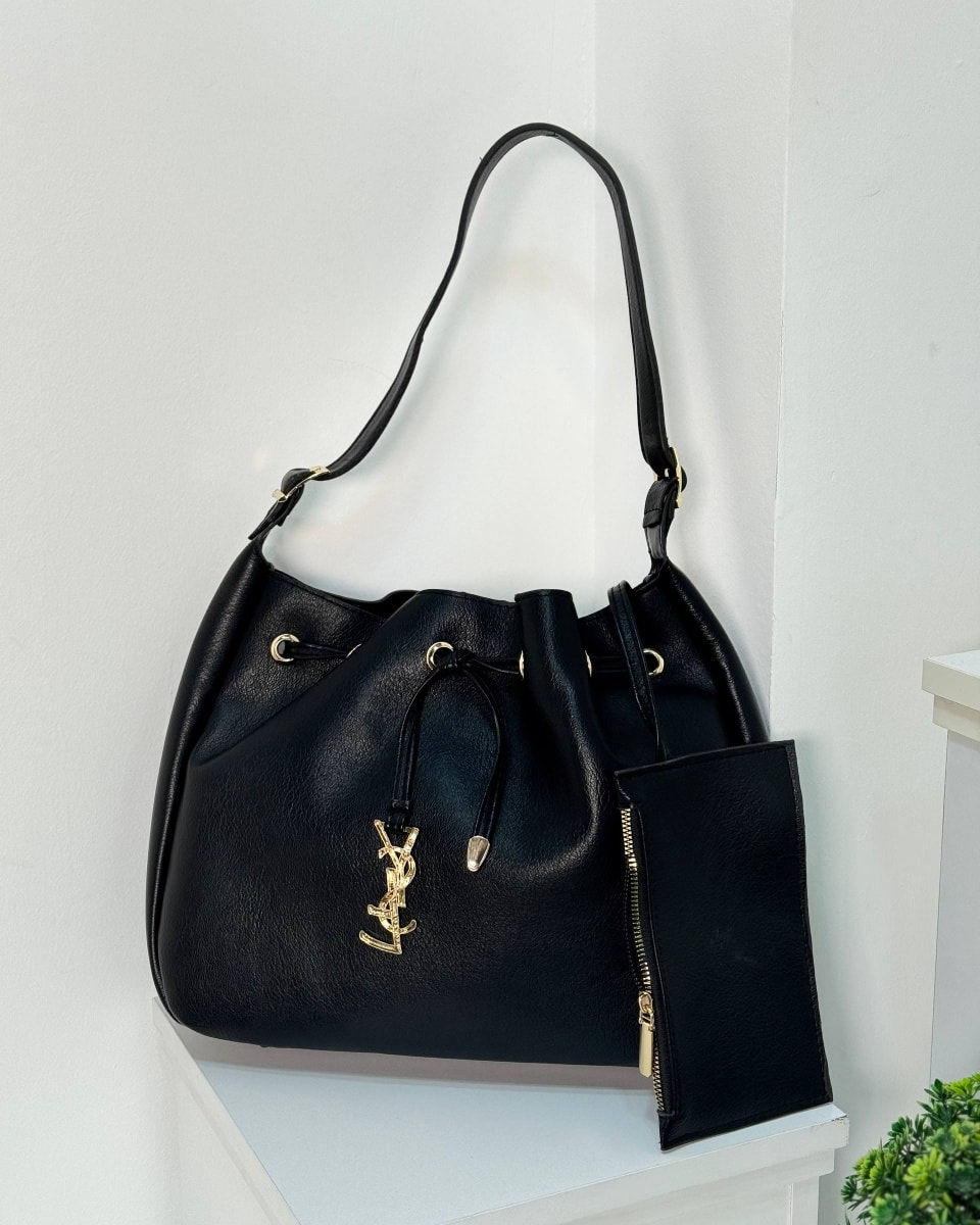 جنط نسائي
سعر المفرد 18 آلاف دينار
سعر الدرزن 156 ألف دينار
قياس 27 × 39 سم 
واتس اب :***********
واتس اب :***********
