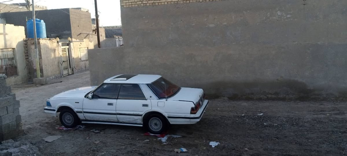 سـلام عـليـڪم سيـاره
سوبر سـيـدان 
سنويه 2030
تخم تاير 
ڪهربايات ڪله شغاله 
مكينه 20500
گير 7نمر 
دواخل جديده
رقم الهاتف /***********
***********
السعر /35وبيه مجال
