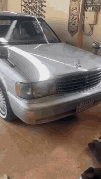 سلام عليكم أرنب طويل ايسر بلاد تبريد شغل خلفي وامامي حداديه جديده باتري جديد تاير مكينة توتوني شاده سياره مصبوغه عام رقم بصره سنوية ما صاقطه اسعر 80بيه مجال قليل *********** عيني اني مكلف بل نشر رقم عندك خابر اشراي
