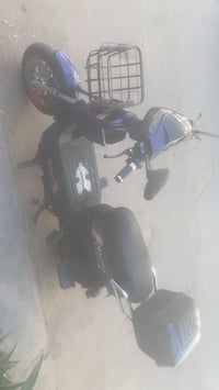 دراجه نظيفه خمس بطاريات جيده جدا ومتاخذها اذا متفحصهن قبل متاخذ ونضافه...