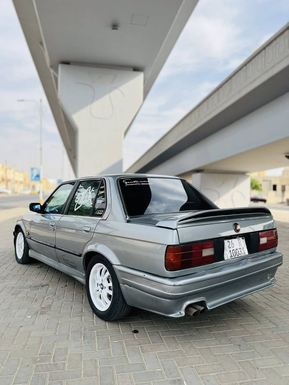 سعرها 35وبيها مجال !! 
سلام عليكم للبيع بي ام زعره 325اصل 6سلندر فل كير اوتو
موديل 1991 رقم صلاح الدين دولي باسمي هزه جديده سنويه لل2028 صدر خلفي امامي جديد تخم تاير جديد كرهبائيات كلها شغاله جام كهرباء اصل لايت زنون مسجل شغال غرفه جديده سياره بدون حادث صبغ جماله فقط  مكاني تكريت 
سعرها 35وبيها مجال 

***********
