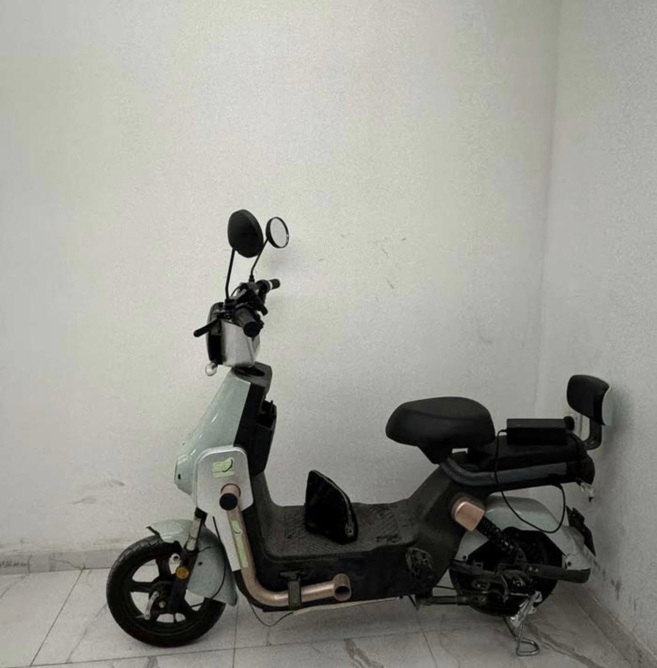 📍دراجة شحن الحالة ممتازه
📍شاشه كبيرة
📍اضرار خفيفه
‏📍مستعمل 
📍كروز تثبيت سرعة
📍السرعة 50
📍بطارية ليثيوم
📍تمشيك وقت اكثر وقتصاديه بال شحن جداً
📍اتصال على رقم الهاتف ***********
📍الموقع اربيل 
السعر تواصل على الخاص
