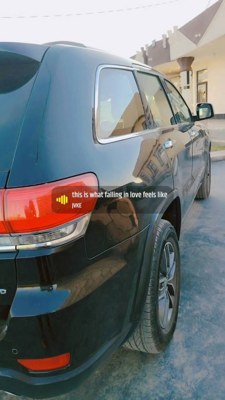 السلام عليكم..
للبيع جيب لمتدد
فول للخير +جنطه كهرباء يعني 1ع 1 حدادي جديد+ مكينه بل باكيت 
تخم تاير جديد السياره ماناقصه اي شي 
وبل عافيه ع تصير من نصيبه رقم بغداد بسامينه
مداور ثاني يوم سونار مرفق ويا المنشور ترهم مراوس حسب القناعه للستفسار رقم *********** بي واتساب
السعر 185
