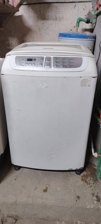 غساله اوتوماتيك • نضيفه • تشتغل ع الفحص