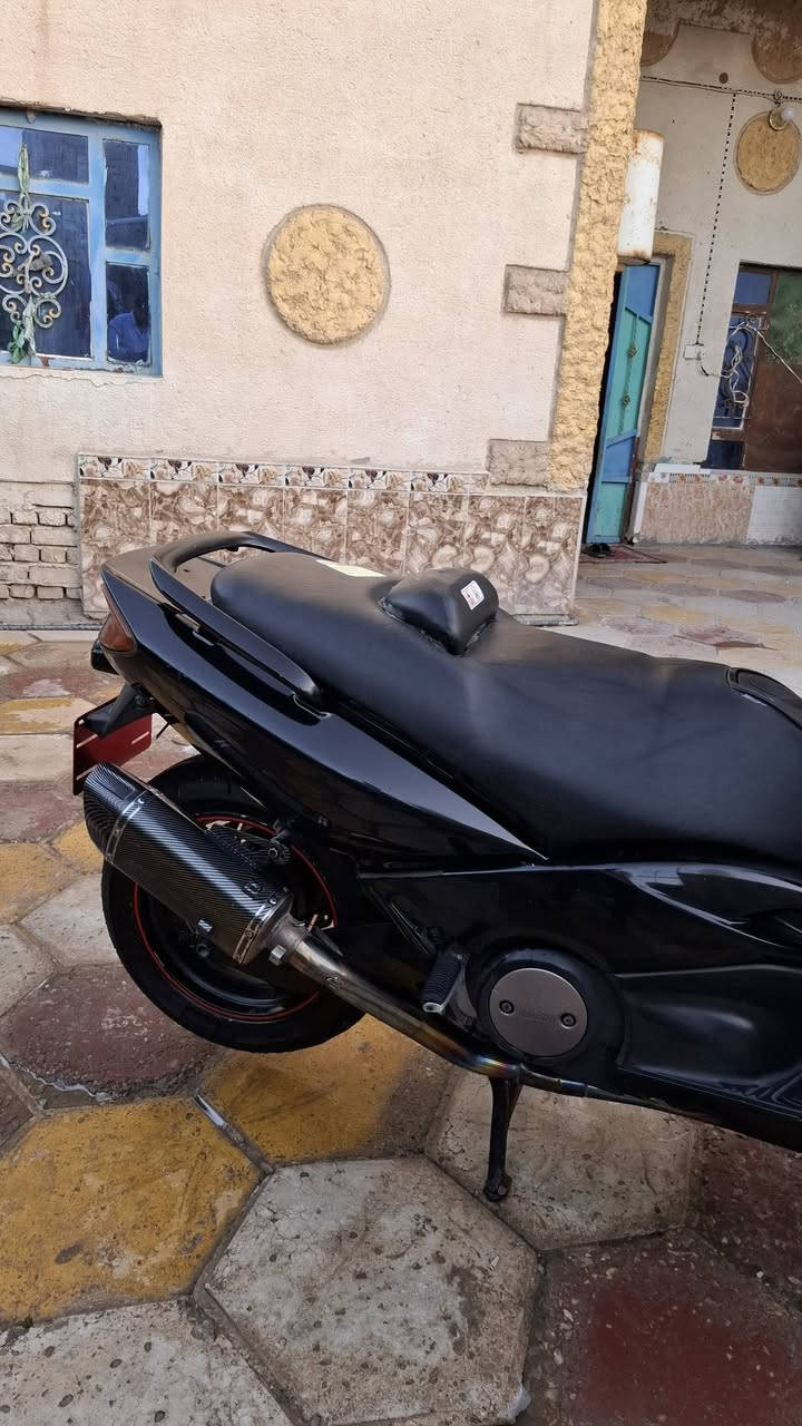 يالله سلام عليكم للبيع  تي ماكس 2007
كفاله عامه 
 مكينه كفاله من البرغي 
كهربائيات كلها شغاله
 تخم تاير امامي خلفي جديد 
دسك امامي خلفي جديد
جي بس اس
دبل كزوز رياضي كاربون فايبر 
كلج رياضي مالوسي
عليها ادامه كامله قبل سبوعين
السعر مليونين و ٢٥٠ وبيها مجال 
المكان ناصريه مركز للاستفسار ***********
