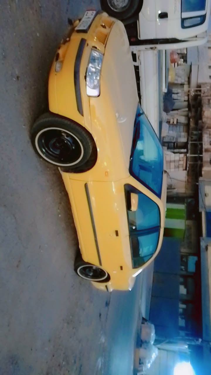 سمند موديل 2012 كرستال  سياره نضيفه وشرط جاهزه من كل شي مكينه جديده كير شرط تخم تاير تبريد ثلج لا ضربه ولا صبغ رقم دولي بسمي هزه جديده رقم بغداد شرط التحويل ثاني يوم ترايك للبصره السعر 38 المكان سماوه ***********
