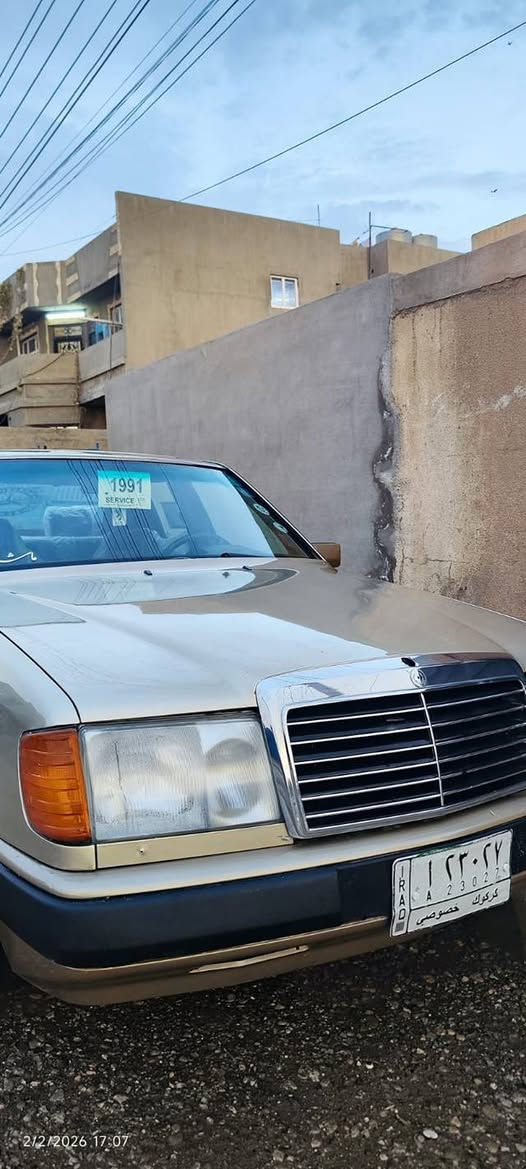 للبيع مارسدس دب موديل 1990 كير محرك شرط 3000 ديلكو سياره حلوه جاهزه من كل نواحي صدر  تايرات كهربايت شرط سياره بدون ضربه قويه صبغ عام جماليه سياره مآل بيت رقم كركوك مشروع وطني دفتر بانزين بي مكان كركوك خابر عل رقم سعر 45 بي مجال بسيط ***********
