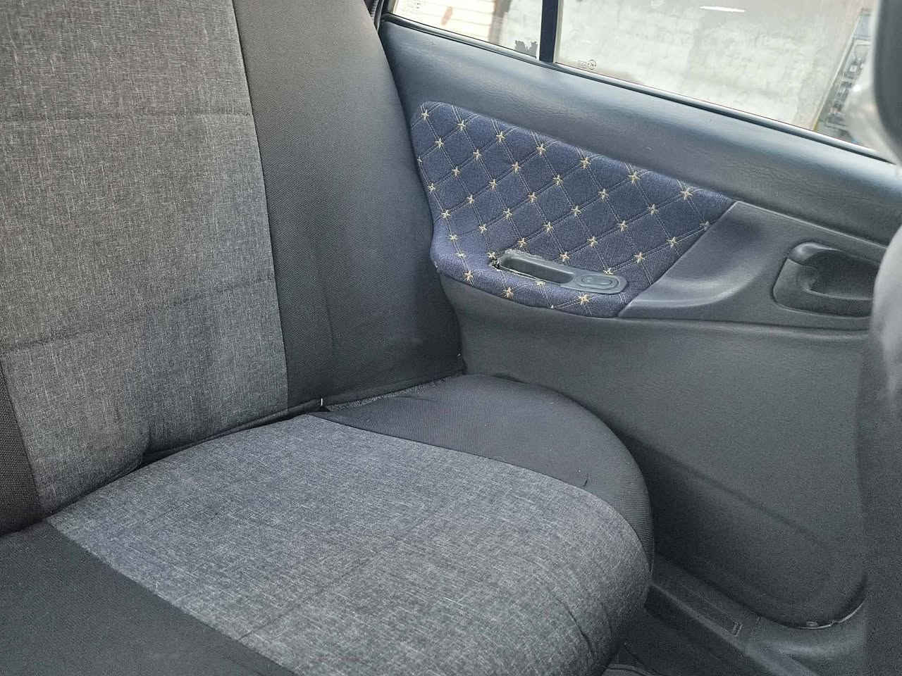 سلام عليكم ورحمه الله وبركاته 
للبيع سياره برنس موديل 1995 رقم يغداد انكليزي بسمي شرط التحويل  كير اوتو اكفلك كير ومكينه وشواصي وصبغ وضربه شرط الكفاله  تبريد شغال كهربائيات كله شغاله منضومه زنون تخم تاير السعر 43 وبيها مجال المكان بغداد ابو غريب الاستفسار على الارقام 
***********
***********
