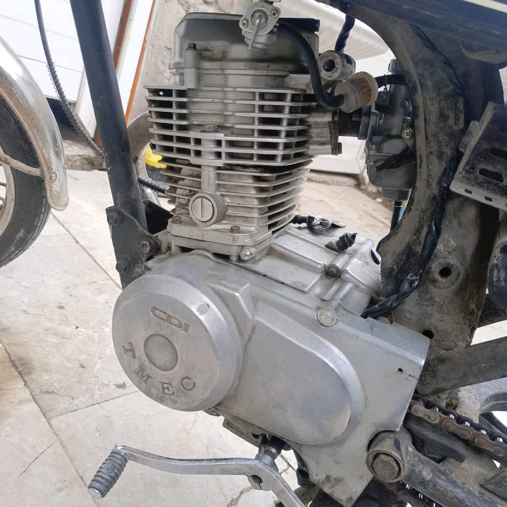 السلام عليكم دراجه اربعه اكير كلك دراجه حلوه او ما بيهة شي السعر 250 المكان كربلاء  حي غدير الرقم للستفسار ***********