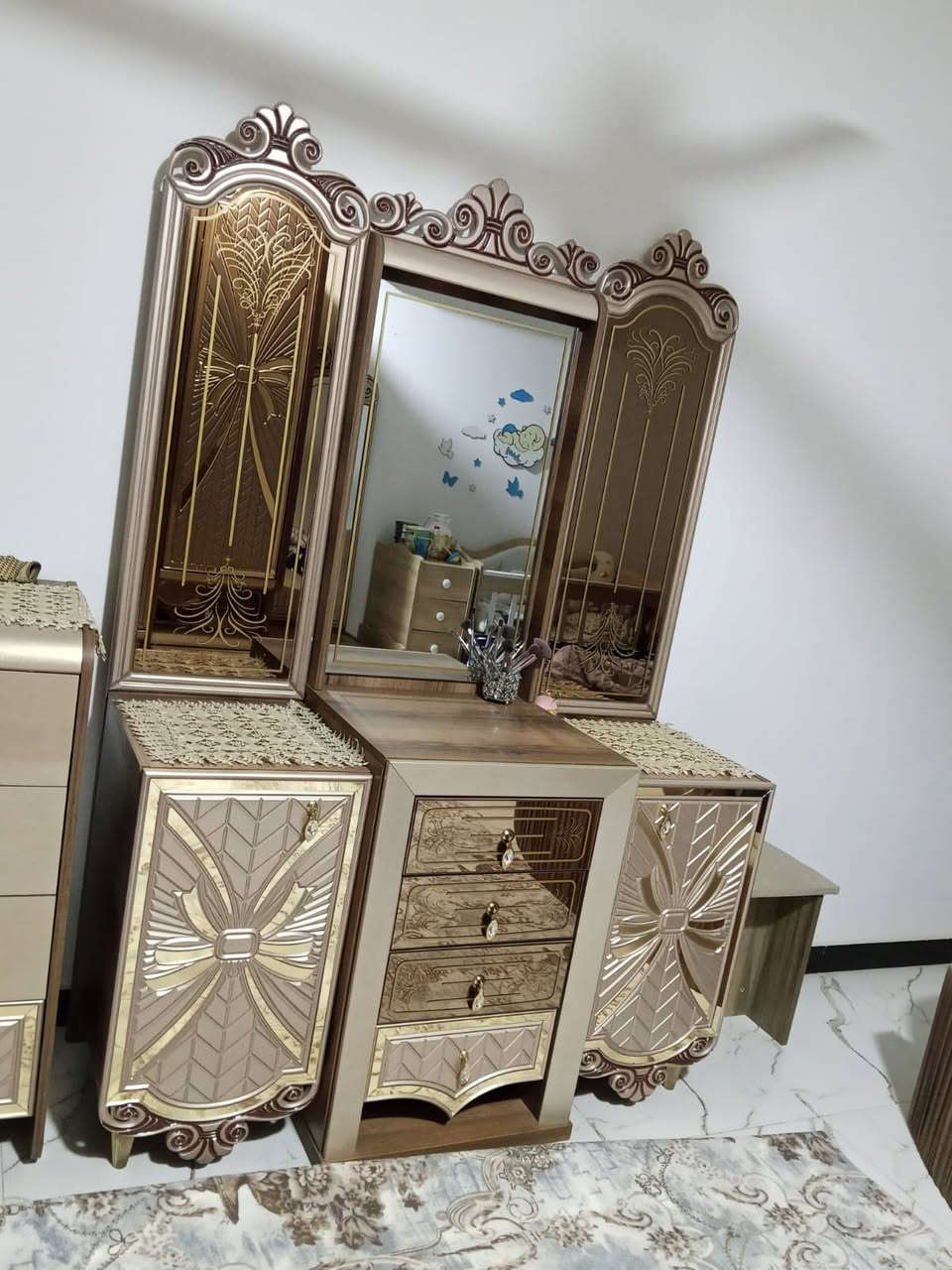 السلام عليكم ورحمة الله
مكلف بالنشر 

غرفه تركيه للبيع 

نضيفه ١٠٠٪؜

مستخدمه قليل 

٦ قطع 

الغرفه كلش جديده 

العنوان /سوق الشيوخ /قرب جسر الصابئه /الورداوي 

‭   ٠٧٨١ ١٧٠ ٤٤٨٠‬
