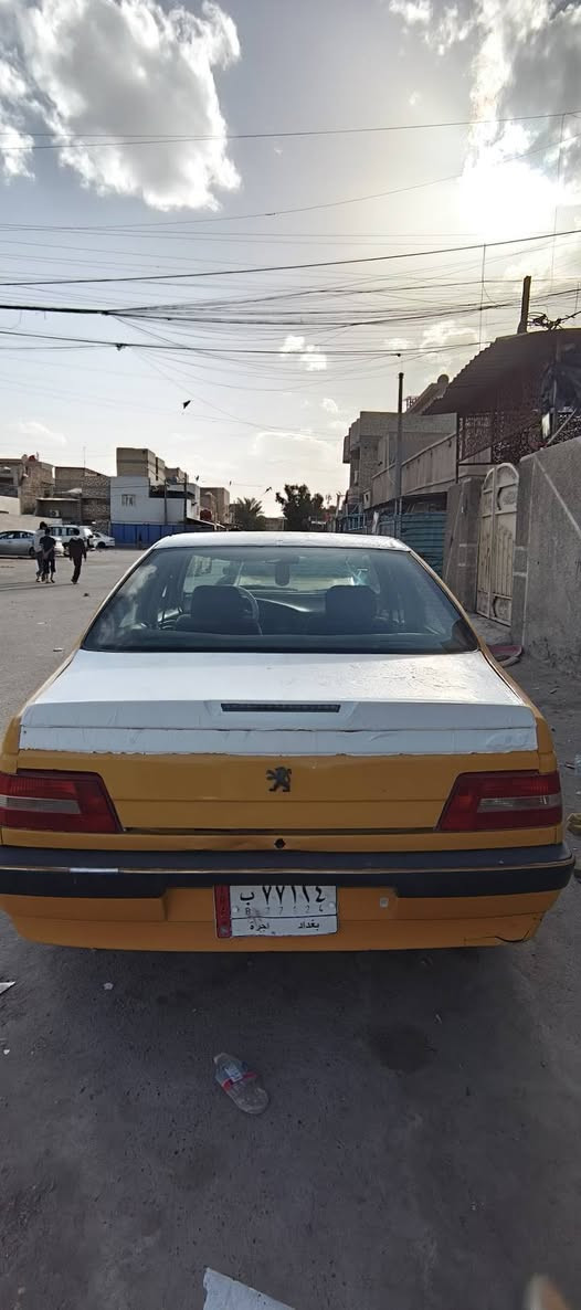 السلام عليكم بيجو لميس للبيع موديل 2012 مطلوبة هيئة وغرامات 550 تنگطع من حسابهة سيارة جاهزة كير وتخم تاير وصدر ومحرك وتبريد بيهة البطاين مال الباب شوي تعبانات شرط تحويل السعر 23 ورقة مكاني بغداد مدينة الصدر ***********
