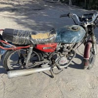 موتور • ٢٧٥ سي سي • ٤ كير