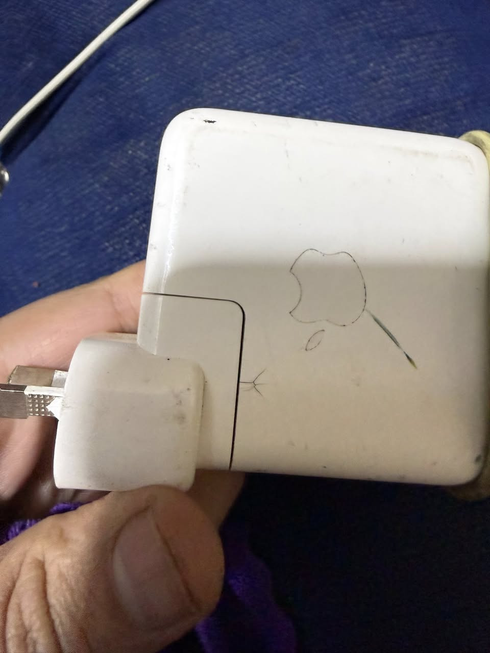 شاحنة ماك سيف 45 واط اصلية ابل نظيفة سعرهة 25 الف مكاني نجف اكو توصيل


**إذا كنت صاحب هذا الإعلان وتريد حذفه لأي سبب، رجاءا أرسل رسالة إلى الدعم الفني**