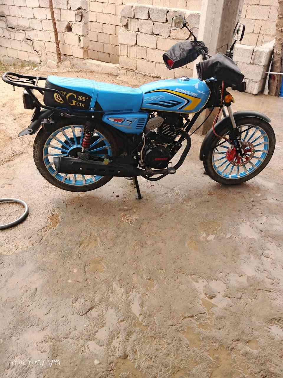 دراجه موديل 26ماشي 970كم زيرو قبل أيام شديتها محرك 200مكفولة كفالة عامة
سعر 875 مجال قليل حك الجية مكاني دلي عباس موجود خاص فقط


**إذا كنت صاحب هذا الإعلان وتريد حذفه لأي سبب، رجاءا أرسل رسالة إلى الدعم الفني**