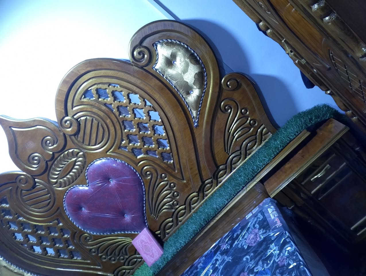 غرفه مستخدمه قليل 
بصره قضاء لمدينه 
***********
