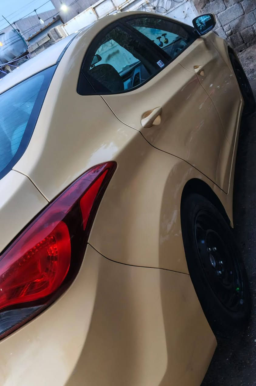 السلام عليكم النترا وارد امريكي 2016 حادث مثل ما موضح بل صوره جاملغ امامي
وحاملغ لغلفي بل عراق بدون دواخل السياره كامله دوشمه تبريد مكينه كير خير من الله 
السياره بسمي رقم نكليزي 
رقم الهاتف ***********
مكاني المشتل 
السعر 115وبيها مجال
