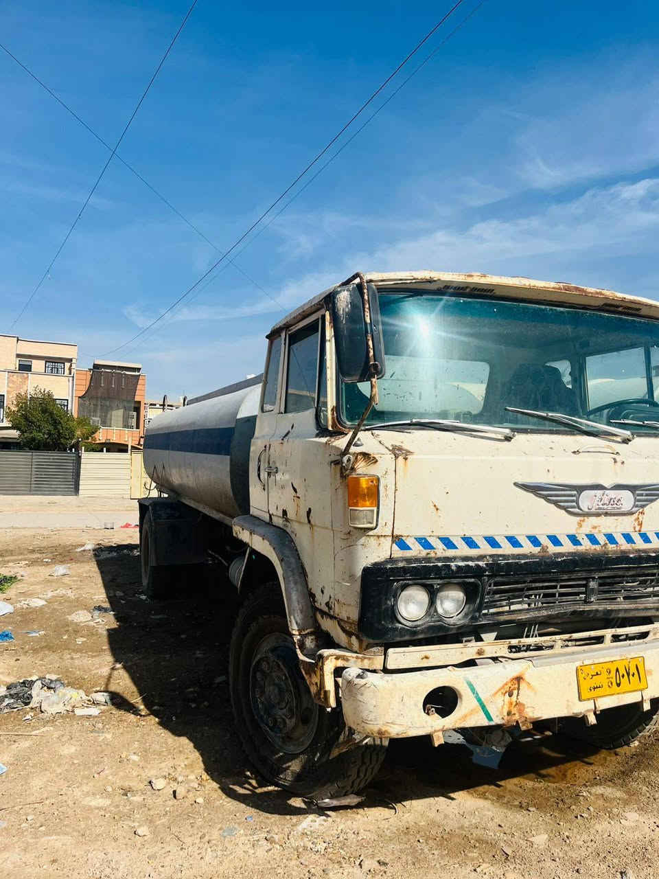 للبيع هينو ٨٢ رقم نينوى حوضيه ماء انكليزي باقي على الاستلام
محرك مجفت جديد 
ستيرن خفيف 
كير عينه صينه بوربن نمر كله مكفول 
شاصي مكفول من تصليح والفطر 
قماره بلاديه ما معمره 
تايرات امامي جديد والوره نص عمر 
تانكي جديد ١٦ الف مكفول من خياس والتصليح مع ٣ قواطع
كهربائيات كلها شغاله 
ماطورات 2 مع صوندات 
سلف داينمو باتري كله جديد 
سياره جاهزه للشغل 
سعر //١٠ مليون 
مكان 🚩بغداد غزاليه 
للاستفسار اتصال فقط رجاءً
❌ لا خاص ❌❌⛔🚫🚫
‏‪***********‬‏
‏‪***********‬‏
