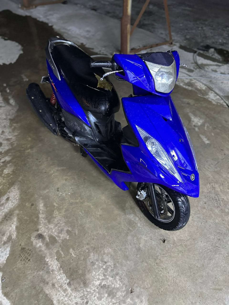 سلام عليكم جيتي ار لبيع دراجه بلاديه شلعه ومعدل خير من الله تجي تفحص عل براحتك عنوان الدراجه بغداد البياع تقاطع درويش هاتف ***********
سعر الدراجه 825 وقابل ل تفاوض وبل خدمه
