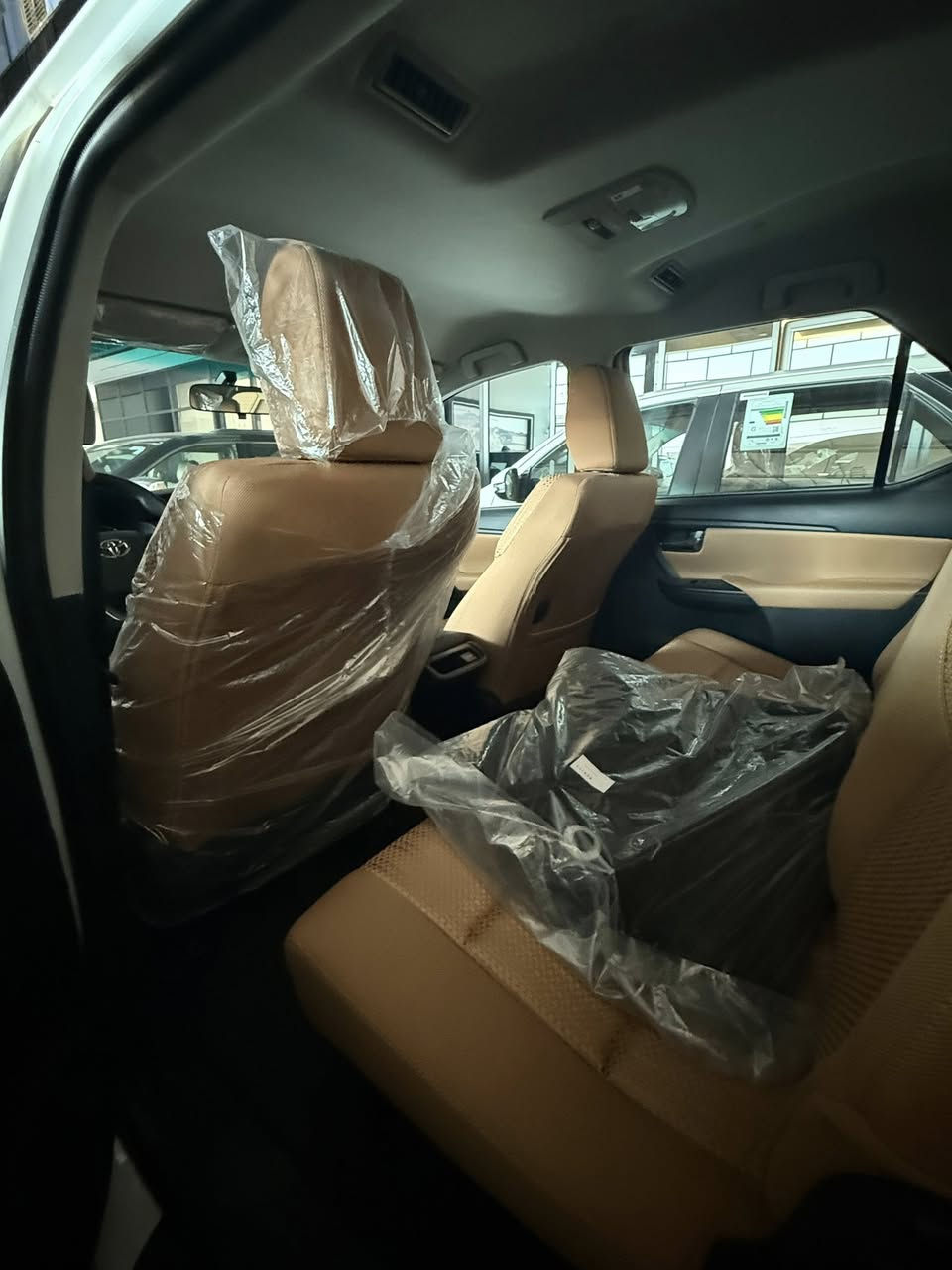 فور جنر
مديل 2024
فور ويل 
مرقم كامل  بغداد 
بصمه و حساس 
ماشيه : زيرو
سعره 48.000.000 مليون عراقي + بيه مجال
رقم :***********
