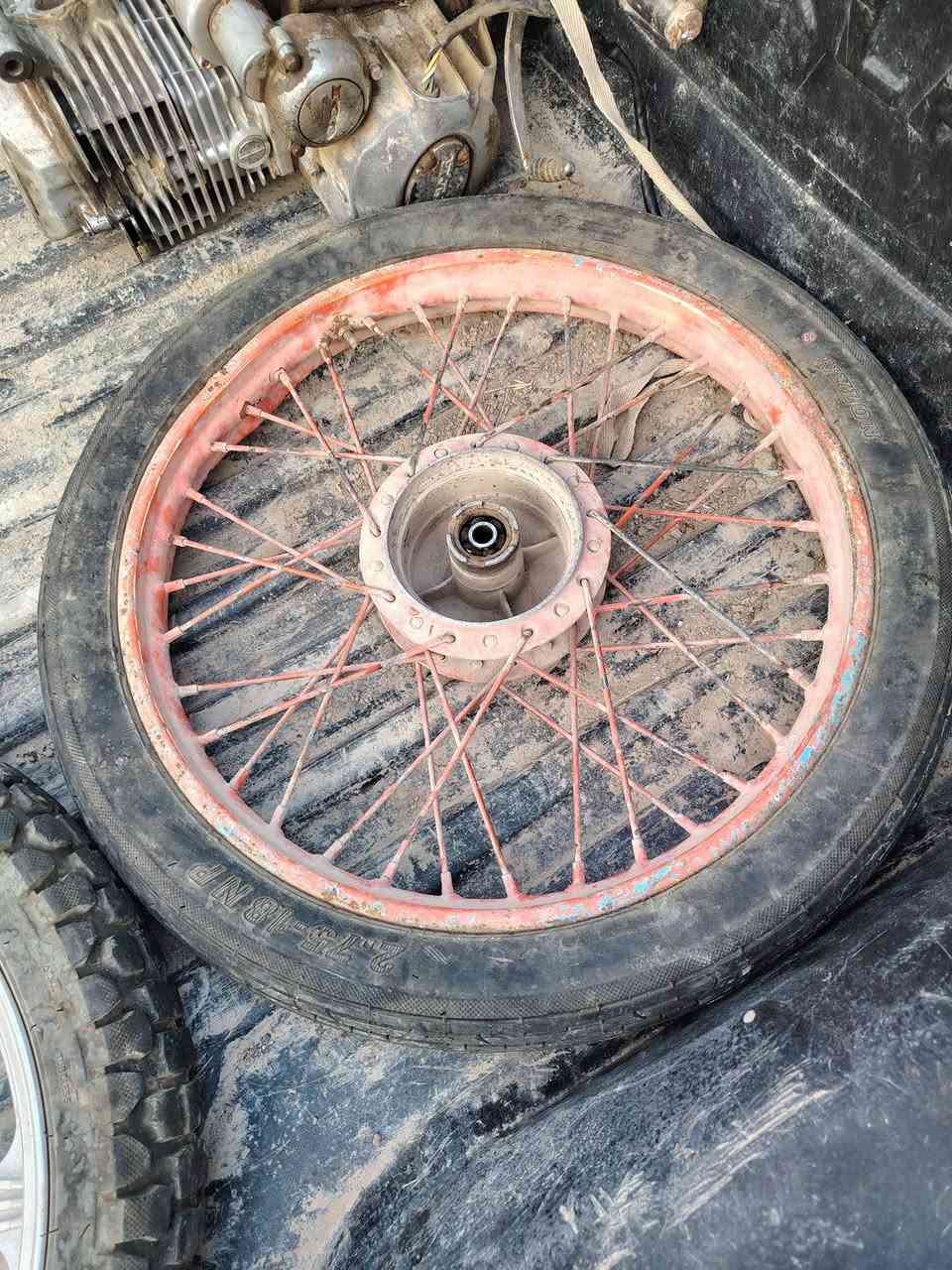 للبيع كلهن ب ٨٥ هذا رقمي بيه واتساب ***********
مكان الحمزه
