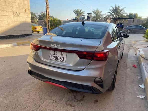 كيا فورتي 2022 وارد 🇺🇸🇺🇸
موفات عاديه محرك 2000 دوش 
كامره شاشه قياده ذاتيه تحديد سرعه 
تحكمات ستيرن جهتين توقف ذاتي الحركه المرور 
بجم شديلها مال جيتي لايت زنون وبلوجكتر زنون 
ماشيه 80 الف مايل بدون ايرباك بدون صبغ 
مابيها اي نقص سياره نظيفه صدر جيد 
ملاحظه 
المحرك مفتوح مبدل كازكيت فقط 
وبيها منظومه غاز حلقيه 60 لتر شغاله 
السعر 142 وبي مجال بسيط 
مكاني بغداد الشعب ***********
اخوان الشراي يتصل او يدخل خاص وناشر سونار المندلاوي كلب الصور وشوفها تعجبك تدلل ماتعجبك دعيلنه بالتوفيق بغداد
