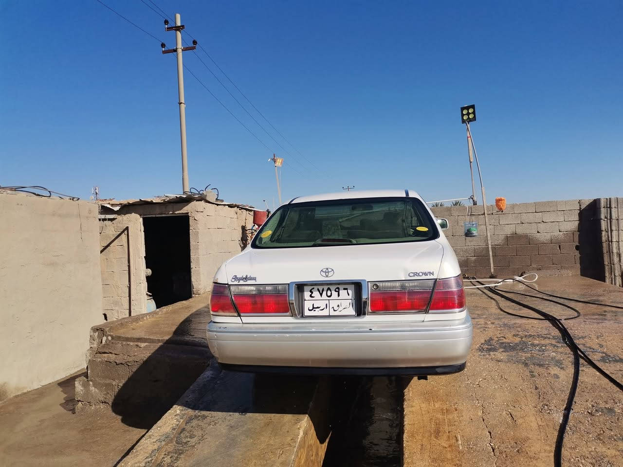 السلام عليكم
للبيع سياره كراون ملكه
السياره نضيفه مانقصها شي
السعر $38
***********
***********
