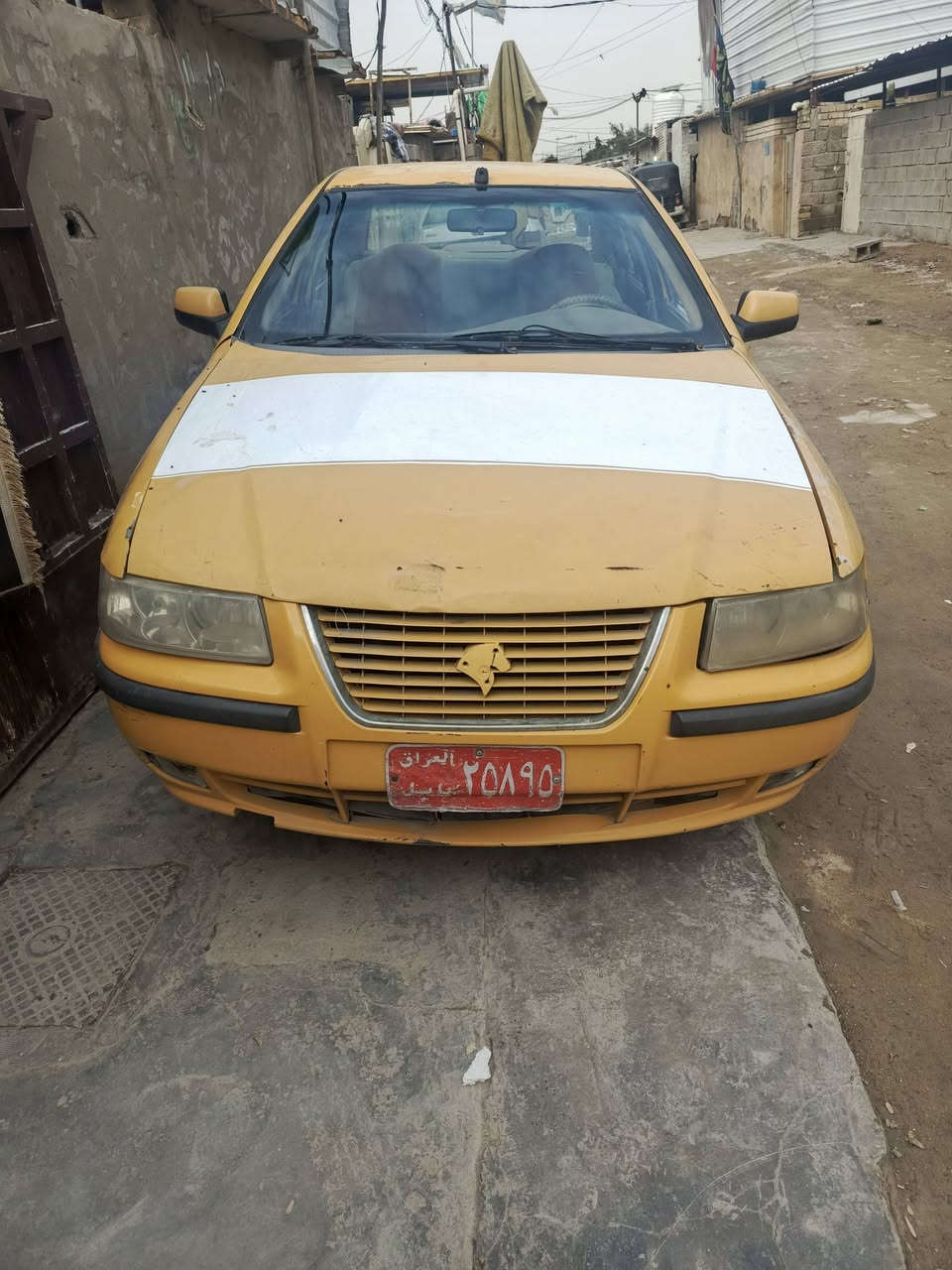 السلام عليكم سياره سمند موديل ١١ سنويه ورقي السعر ١١ورقه وبيهه مجال عليهه هياه غرامه 680قرامت مرور ولله مادري بيهه مكاني الشعله ***********
