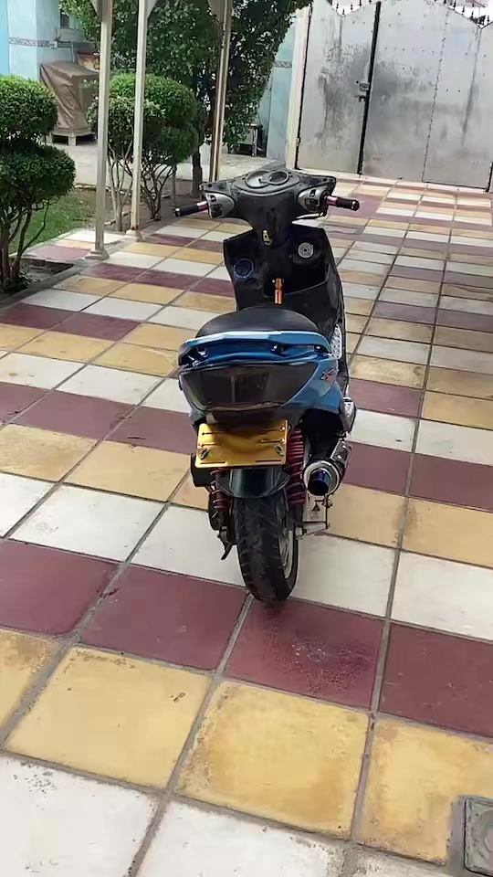 تزويد كلجات تزويد كلجات تزويد يدات وبريكات تزويد كور وتزويد صالنصه اصلي رياضي وتزويد
السعر 950 وبيه مجال قليل 
الرقم. ***********
