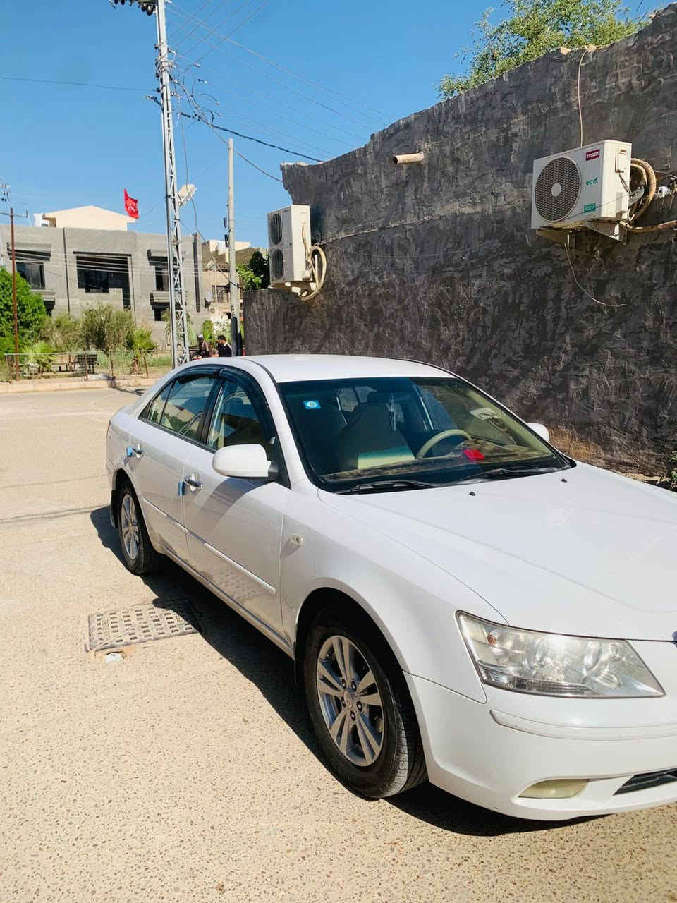 السلام عليكم سوناتا للبيع  2009  خليجي  محرك 2000 رقم بغداد الجديد.  جاهزه من كلشي   والسونار مرفق مع الصور.  السعر 132. وبيها مجال قليل حق الجيه  مكان ميسان  الاتصال  على الرقم ***********   اعتذر عن التعليقات  انا مكلف بالنشر
