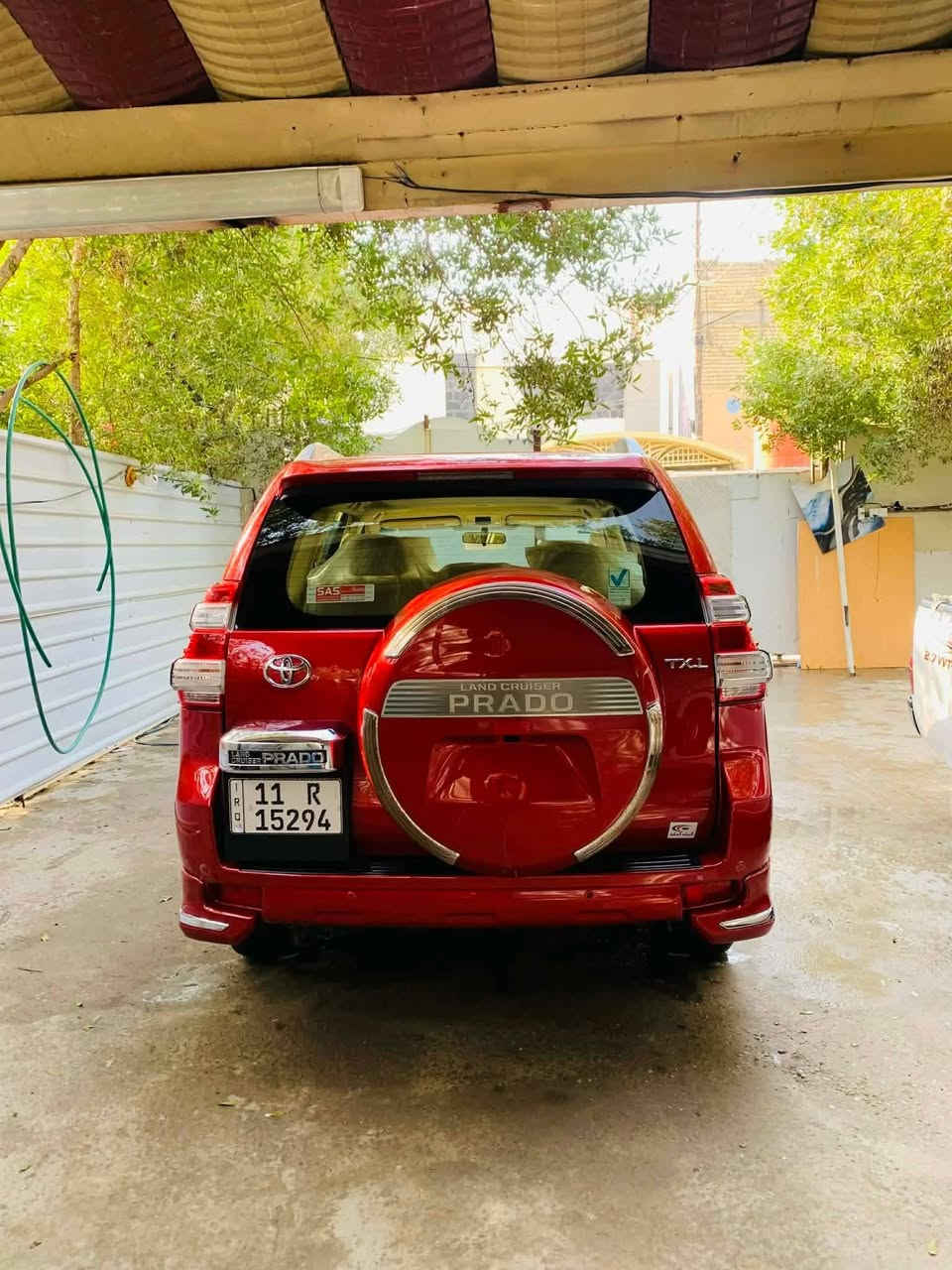 سلام عليكم عندي سياره البيع برادو موديل 2017 رقم بغداد دولي جديده سياره وحلوه مكفول فول فول موصفات عنوان بغداد ولشراي يتصل على رقم ***********
