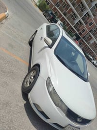 للبيع سيراتو موديل 11 رقم اربيل هزة جديده سنوية جديده بيها خمس قطع تكح...