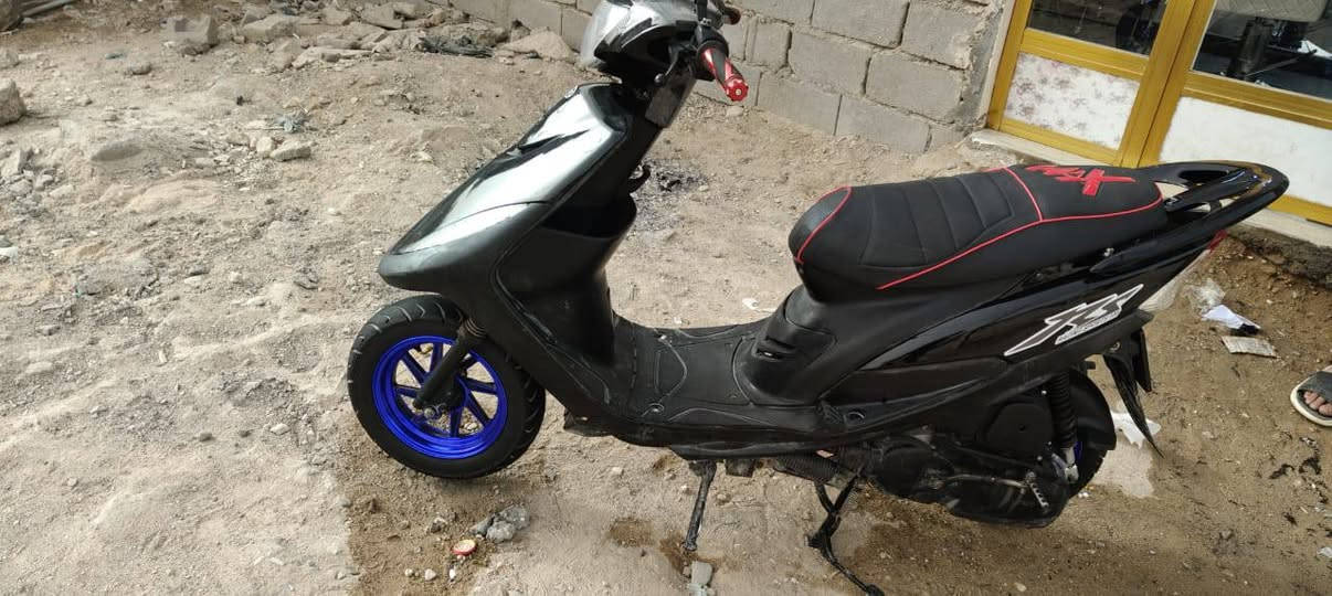 دراجه ماكس عدله رمبه شرط دراجه كامله مكمله الكش مبدله بس ما لحكت لصوره ودبلات هم بدلت رياضي خلفي امامي دراجه متعوب عليها مزوده تزويد خارجي للبيع العنوان بصره زبير سعر 950 وبيها مجال وعلى شرط الدهن الي اشده الها امزويل وقيس شكد نضيفه المكينه وشرط صوته ناعم


**إذا كنت صاحب هذا الإعلان وتريد حذفه لأي سبب، رجاءا أرسل رسالة إلى الدعم الفني**