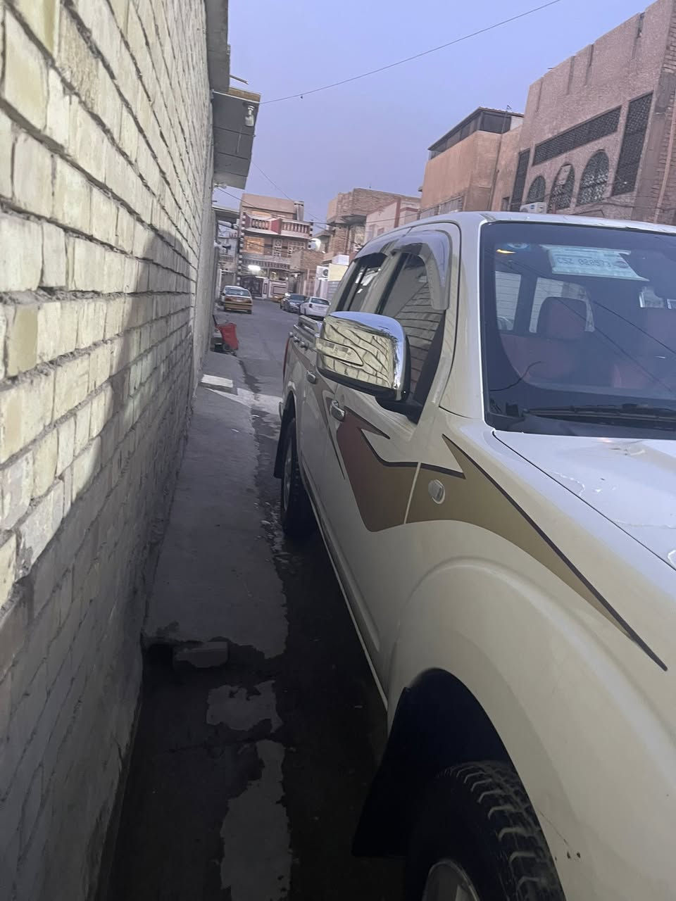 السلام عليكم نافارا للبيع او مراوس بأحدث وأنطي فرقكوديل 2010 رقم بغداد بأسمي دولي سيارة كاملة من كل النواحي بيه قطعتين صبغ باب الخلف السايق والجاملغ صفحة السايق مكاني بغداد السعر 95 رقم الهاتف *********** بي واتساب
