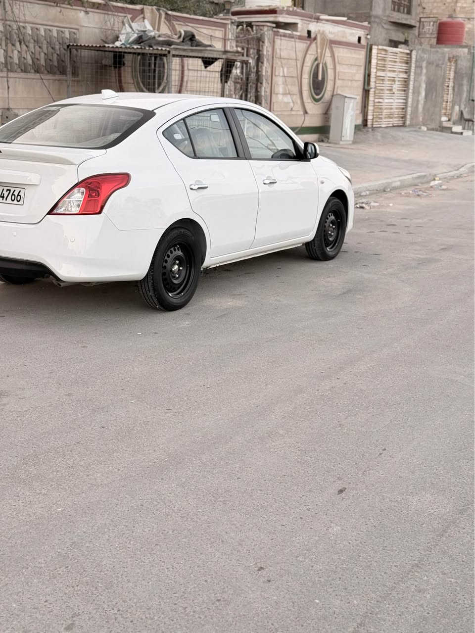 نيسان صني مديل 24رقم اربيل شركه ابواب رحمه كفاله عامه ماشيه 8000 شراي خابر وبلخدمه ***********سعر ب 132وبيه محال البصرة, العراق
