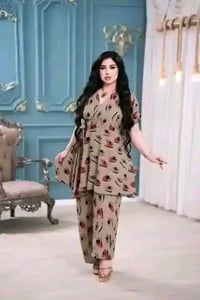 تراك نسائي • خامة كريشة • مقاسات L-3XL