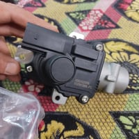 قطع غيار • جديد • ما مستخدم