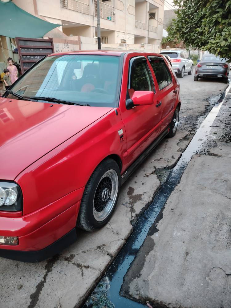 كولف موديل 1995 سياره كير محرك بشرط حجم محرك 20 سياره صبغ عام جماليه تبريد كشنات سبورت رياضي ويلكم 15 جديد مع ضخم تايرات جدد مضخم صوت مع سيستم سماعات GBL🔊 السياره متعوب عليها العنوان اربيل قرب ماجدي مول السعر 55 ورقه رقم موبايل واتساب كورك*********** أربيل, العراق

