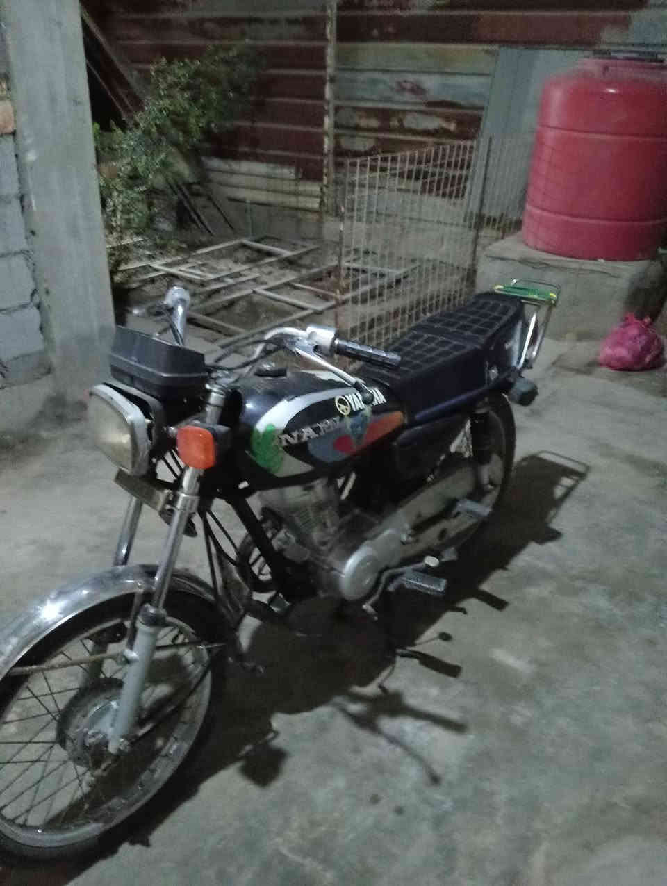 دراجه يراني ناما شلامجه  الدراجه مفتوحه موديل 2017 الدراجه أوراق اصولي و بسمي تحويل ثاني  يوم مكاني البصره ابو الخصيب السراجي مناوي لجم و السعر 900  وبيهأ مجال رقمي ***********
