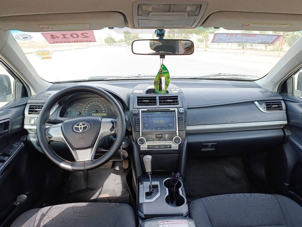 كامري 2014 خليجي ماشيه 166 الف كيلو
 رقم سليمانية سنوية ولوحات وهزة جديد السيارة بأسمي شرط التحويل والوكالة
 
🛑 مواصفات GL عادية
- تبريد قطعتين 
- شاشة وكامرة وحساس خلفي 
-لايتات عدسات منضومة زينون اصلي 

🛑 صبغ حزام للجماليه اثر شخوط وجراد اني صبغته وعندي صورها قبل الصبغ 

🛑 السيارة جاهزة على اخر حباية على أيدي معمرها من الدعامية للدعامية ربع متصرف عليها كير ومحرك بالشرط محرك لاصرف لاصوت لادخان قطرة دهن متنقص 
صدر امامي وخلفي وتايرات باتري كهربائيات كله بالشرط والسيارة بالواقع احلى من الصور بهواي 

🛑 مكان السيارة كركوك 
🛑 السعر 118 وبي مجال بسيط
***********
*********** كركوك, العراق
