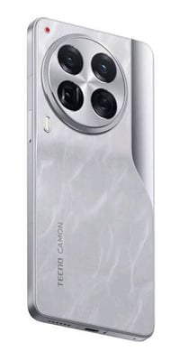 جهاز تكنو كامون 30 كامل ملحقاته ذكره 256جهاز نضيف