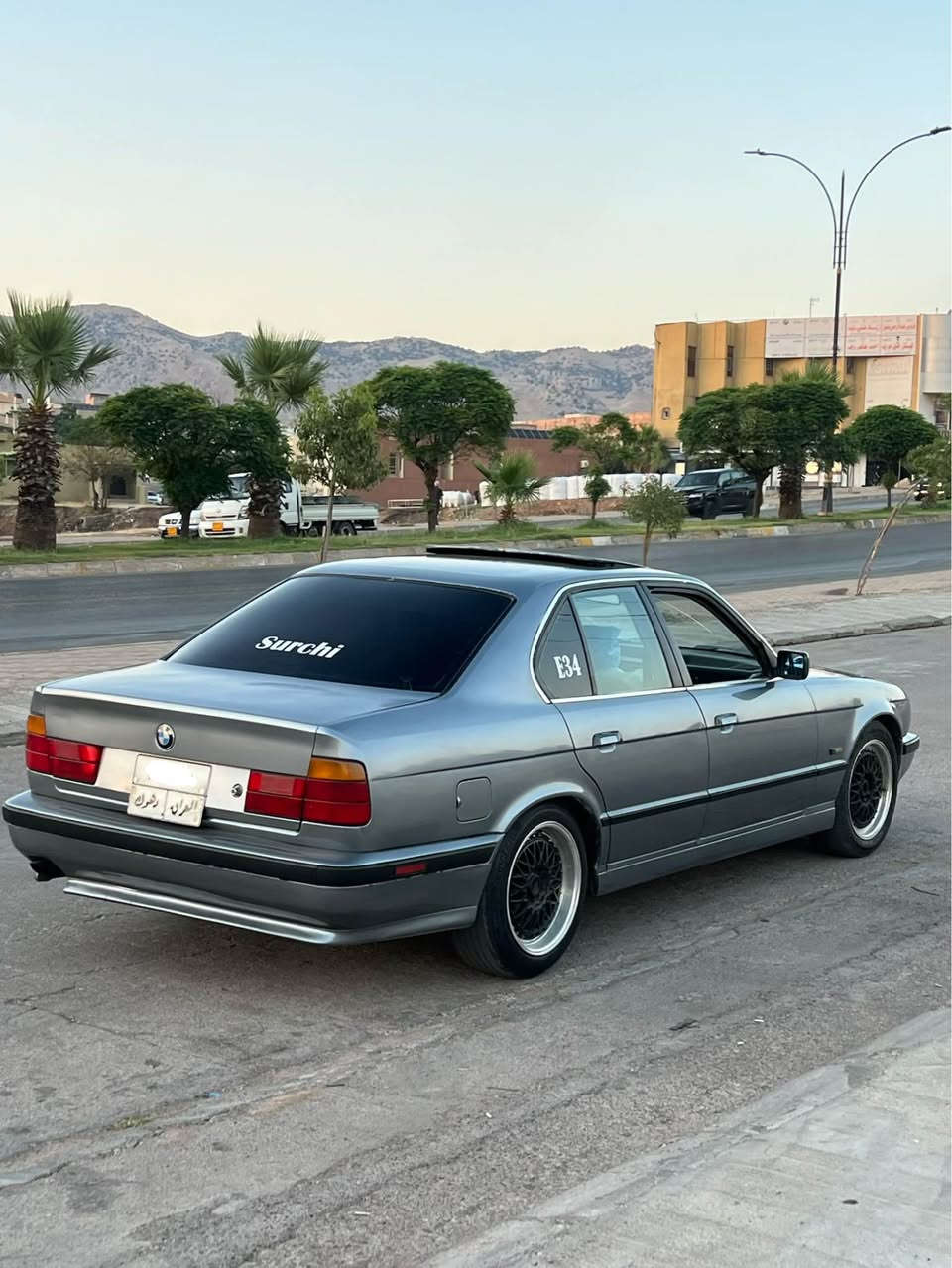 اbmw
سعر🔥😳🔥😳
فروشتن520iكبس
90كيرعادي Zf✈️
اكسل خفيف🌪️
داخل رصاصي
سوكانM 
سلايد
دعاميي سبورت
گير و مكينەی بەشەرت
تازه صبوغ عام كرايه
كهربائي مزبوط
برانەوە وەرگەران تحويل وكاله غرامه بەشەرت
100$غرامەی لەسەرە دوای معمەلە  ئەتدەمەوە
شوين:ئاكرئ📍
___________________________________
لبيع BMW
                         ً.                          520iكيرعاديZf✈️
محرك مسكر عدل
اكسل خفيف
دواخل رصاصي 
فتحه
دركه M
دعاميات سبورت
صبغ عام جماليه جديد بدون حادث
كير محرك شرط
كلاج وعينه جديد 
كهربائي  كل شغال
كص مكلوب تحويل وكاله غرامات كل شرط
عليها ١٠٠$ غرامه تجاوز السرعه
بعد معامله تنزل سعر
مكان سيارة/عقرة-قريب موصل اربيل📍

***********
*********** اكر, نينوى
