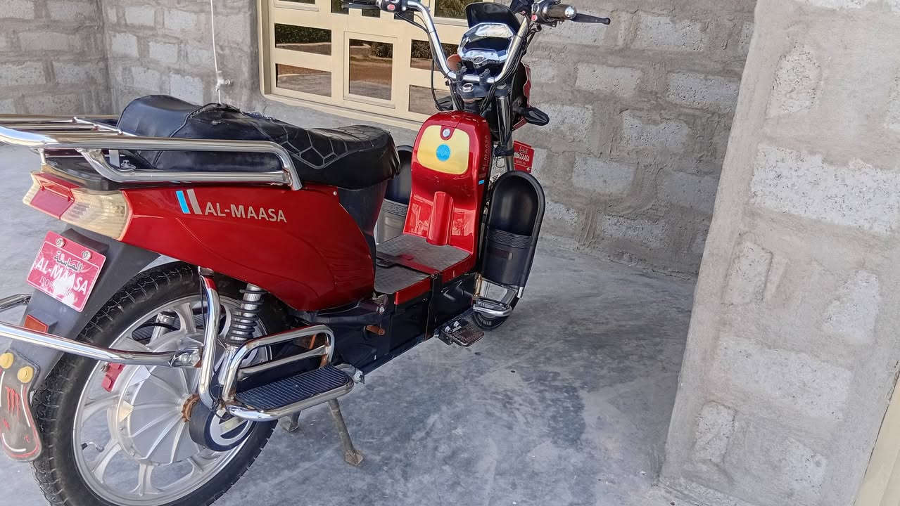 سلام عليكم ماطور شحن موديل ٢٠٢٤ بطاريات مبدلة صار ٤ اشهر مبدليهن نوعية الماسة بايسكل جدن نضيف*********** رقم بي واتساب رقم اثير مابي واتساب*********** بيع مستعجل
