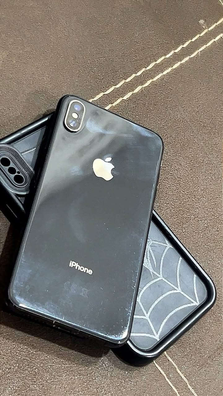X max 512G اسود
موبايل نظافتة ٨٠٪؜ شرط الفحص امريكي نموذج LL-A دبل سيم  فيس ايدي لا يعمل وبطارية مبدلة تفصيخ ذاكرة 512 

السعر 225 الف 

بيه مجال قليل الموشراي لا يكسر بالسعر رجاءاً . 

تواصل 📞: *********** واتس

العنوان 📍 : البصرة / شارع الوفود
